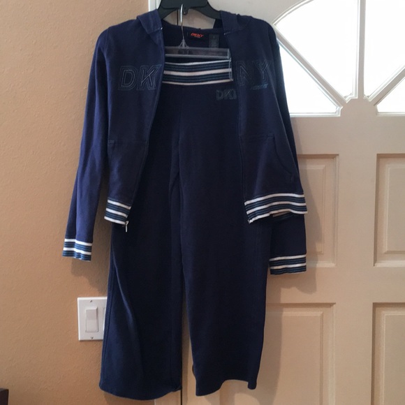 Dkny Other - DKNY set (hoodie and pants)👏🤗💎👑👌